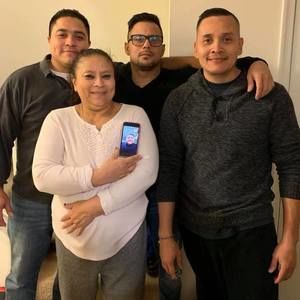 Meet your Posher, Luz